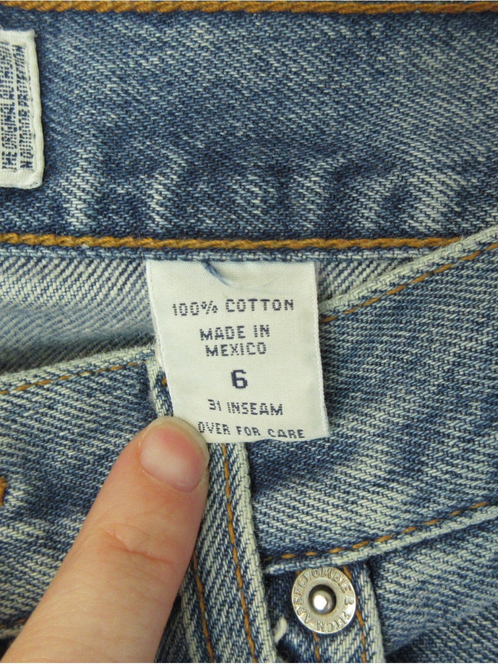 Abercrombie & Fitch size 6 Light Blue Denim Jeans - Picture 4 of 6